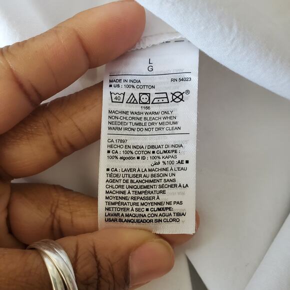 Old Navy The Classic Shirt Women's White Button Down Shirt Size L - Picture 6 of 6